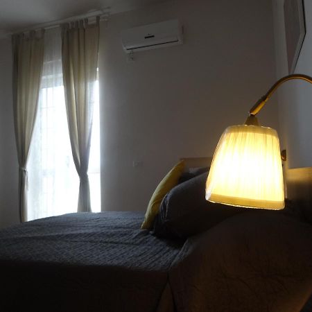 Hotel Little Hot@L Pompei Exteriér fotografie